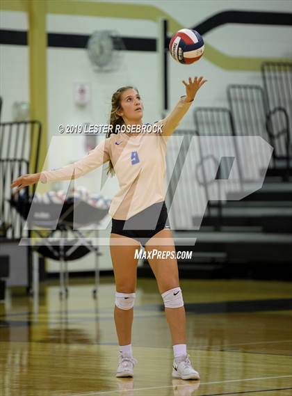 Thumbnail 3 in Tivy @ Seguin photogallery.