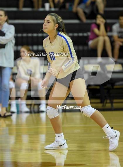 Thumbnail 1 in Tivy @ Seguin photogallery.