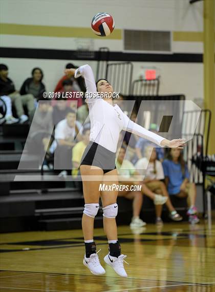 Thumbnail 1 in Tivy @ Seguin photogallery.