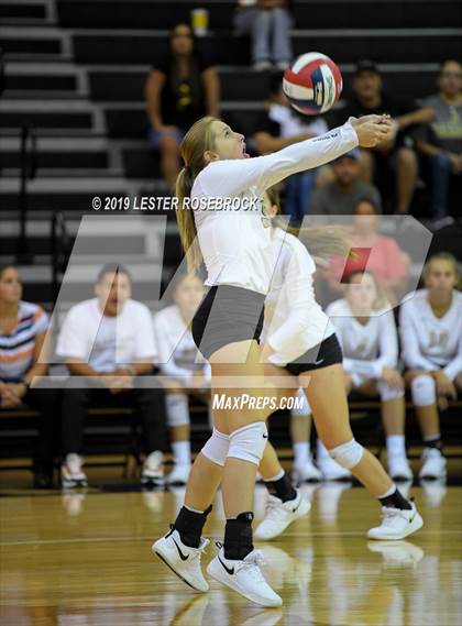 Thumbnail 2 in Tivy @ Seguin photogallery.