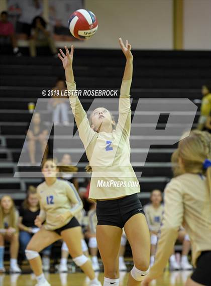 Thumbnail 2 in Tivy @ Seguin photogallery.