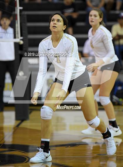Thumbnail 3 in Tivy @ Seguin photogallery.