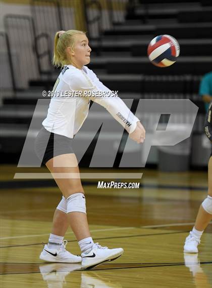 Thumbnail 1 in Tivy @ Seguin photogallery.