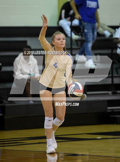 Thumbnail 1 in Tivy @ Seguin photogallery.