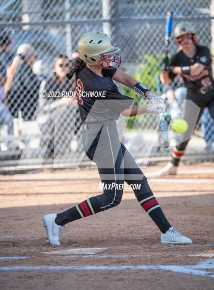 Thumbnail 3 in Mission Hills vs. Calexico photogallery.