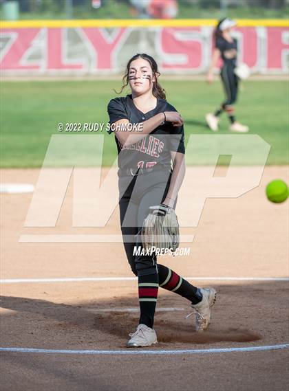 Thumbnail 1 in Mission Hills vs. Calexico photogallery.