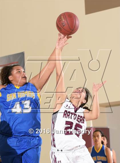 Thumbnail 3 in San Dimas vs. Rancho Mirage (MaxPreps Holiday Classic) photogallery.