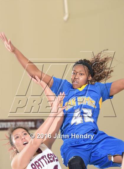 Thumbnail 3 in San Dimas vs. Rancho Mirage (MaxPreps Holiday Classic) photogallery.