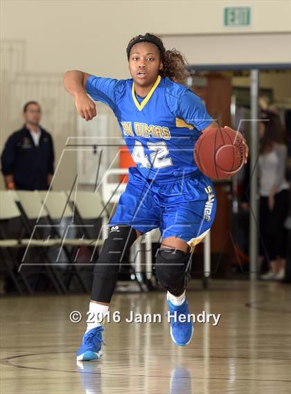 Thumbnail 3 in San Dimas vs. Rancho Mirage (MaxPreps Holiday Classic) photogallery.