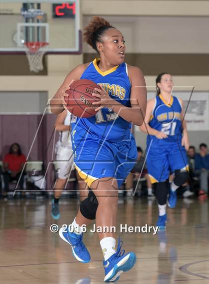 Thumbnail 2 in San Dimas vs. Rancho Mirage (MaxPreps Holiday Classic) photogallery.