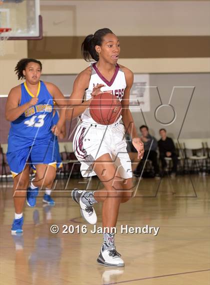 Thumbnail 3 in San Dimas vs. Rancho Mirage (MaxPreps Holiday Classic) photogallery.