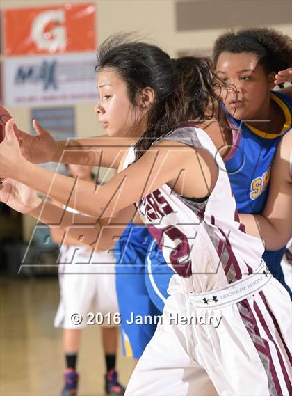 Thumbnail 3 in San Dimas vs. Rancho Mirage (MaxPreps Holiday Classic) photogallery.