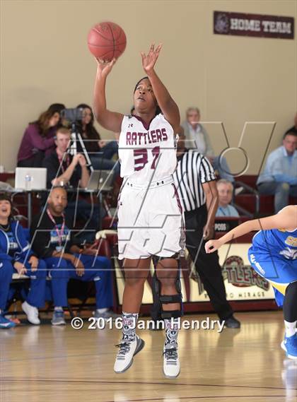 Thumbnail 1 in San Dimas vs. Rancho Mirage (MaxPreps Holiday Classic) photogallery.
