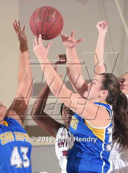 Thumbnail 2 in San Dimas vs. Rancho Mirage (MaxPreps Holiday Classic) photogallery.