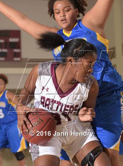 Thumbnail 1 in San Dimas vs. Rancho Mirage (MaxPreps Holiday Classic) photogallery.