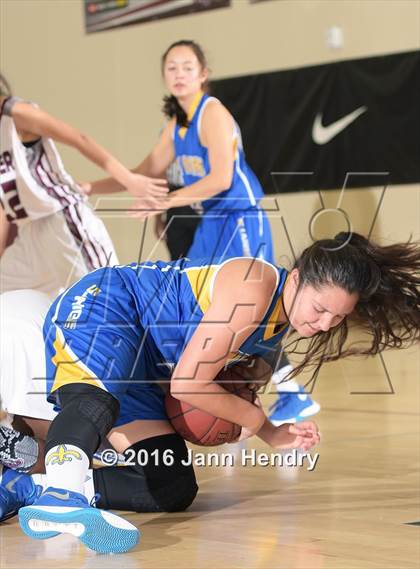 Thumbnail 2 in San Dimas vs. Rancho Mirage (MaxPreps Holiday Classic) photogallery.