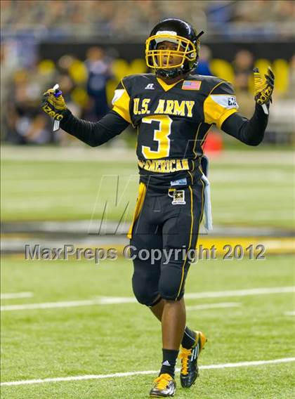 Thumbnail 2 in U.S. Army All-American Bowl photogallery.