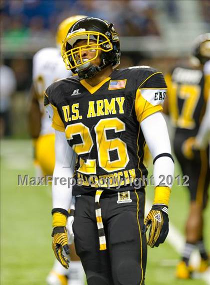 Thumbnail 3 in U.S. Army All-American Bowl photogallery.
