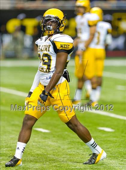Thumbnail 1 in U.S. Army All-American Bowl photogallery.
