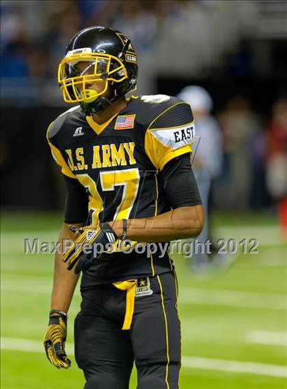Thumbnail 3 in U.S. Army All-American Bowl photogallery.