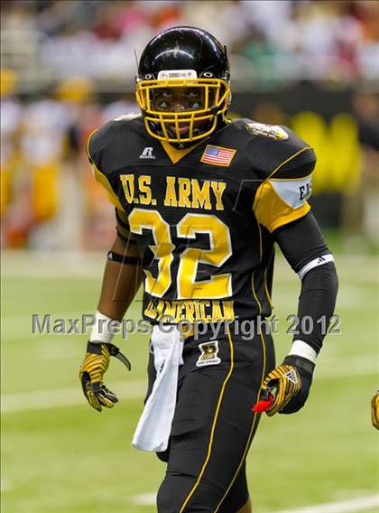 Thumbnail 3 in U.S. Army All-American Bowl photogallery.