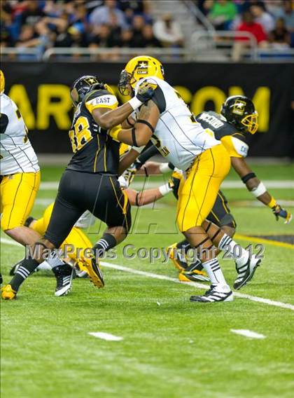 Thumbnail 2 in U.S. Army All-American Bowl photogallery.