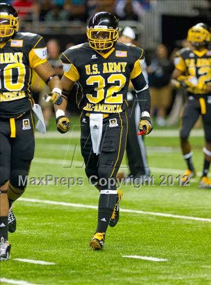 Thumbnail 3 in U.S. Army All-American Bowl photogallery.