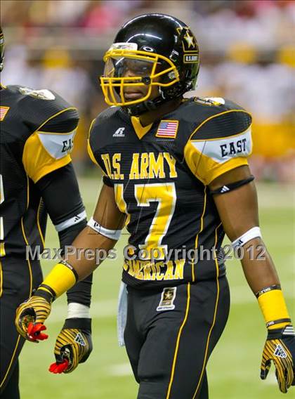 Thumbnail 1 in U.S. Army All-American Bowl photogallery.