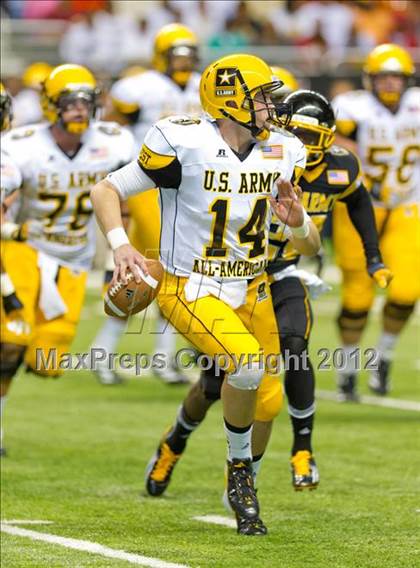 Thumbnail 2 in U.S. Army All-American Bowl photogallery.