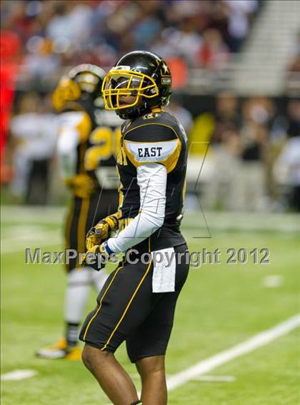 Thumbnail 3 in U.S. Army All-American Bowl photogallery.