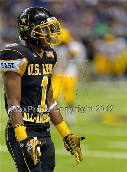 Thumbnail 1 in U.S. Army All-American Bowl photogallery.