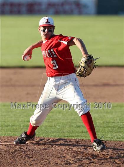 Thumbnail 2 in Caledonia-Mumford vs Letchworth (Section 5 Class CC Semifinal) photogallery.