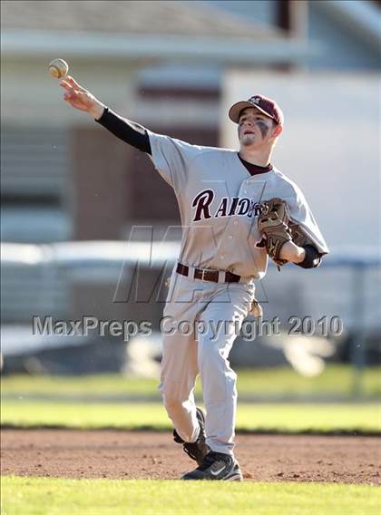 Thumbnail 1 in Caledonia-Mumford vs Letchworth (Section 5 Class CC Semifinal) photogallery.