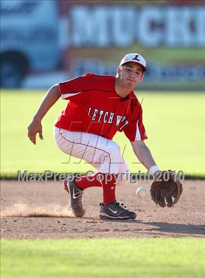Thumbnail 1 in Caledonia-Mumford vs Letchworth (Section 5 Class CC Semifinal) photogallery.
