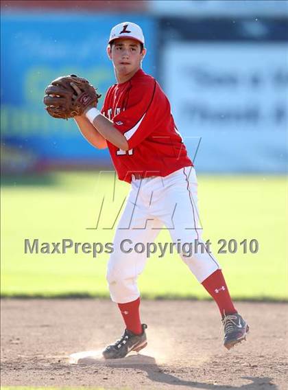 Thumbnail 3 in Caledonia-Mumford vs Letchworth (Section 5 Class CC Semifinal) photogallery.