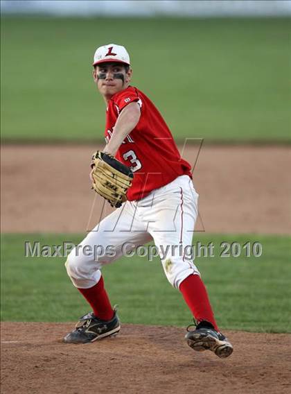 Thumbnail 1 in Caledonia-Mumford vs Letchworth (Section 5 Class CC Semifinal) photogallery.