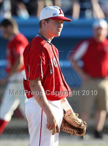 Thumbnail 3 in Caledonia-Mumford vs Letchworth (Section 5 Class CC Semifinal) photogallery.