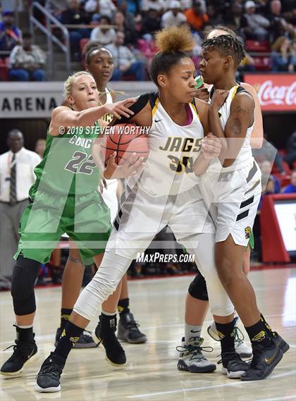 Thumbnail 3 in Mountain Heritage vs. Farmville Central (NCHSAA 2A Final) photogallery.