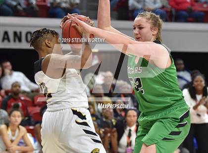 Thumbnail 2 in Mountain Heritage vs. Farmville Central (NCHSAA 2A Final) photogallery.