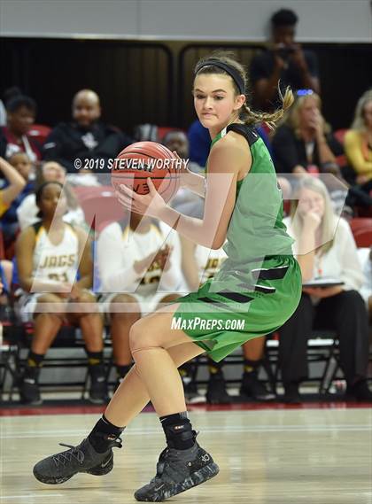 Thumbnail 2 in Mountain Heritage vs. Farmville Central (NCHSAA 2A Final) photogallery.