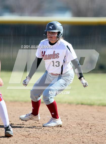 Thumbnail 3 in Canyon Ridge vs. Nampa photogallery.