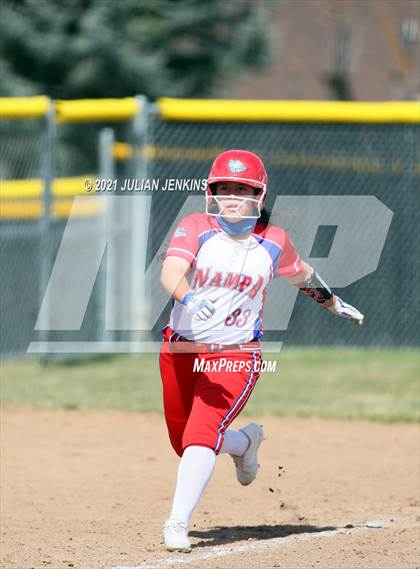 Thumbnail 1 in Canyon Ridge vs. Nampa photogallery.