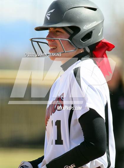 Thumbnail 1 in Canyon Ridge vs. Nampa photogallery.