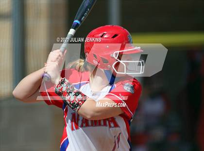 Thumbnail 2 in Canyon Ridge vs. Nampa photogallery.