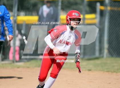 Thumbnail 2 in Canyon Ridge vs. Nampa photogallery.