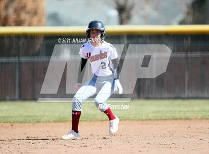 Thumbnail 3 in Canyon Ridge vs. Nampa photogallery.