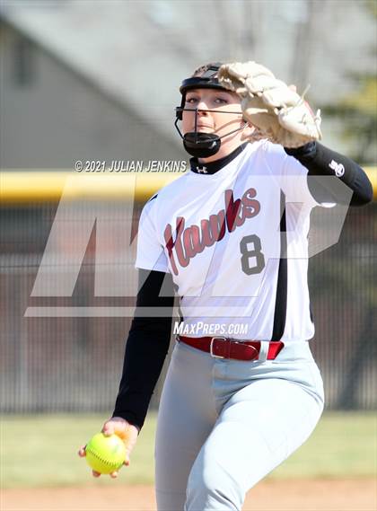 Thumbnail 3 in Canyon Ridge vs. Nampa photogallery.