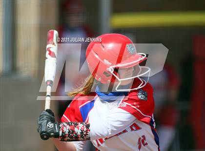 Thumbnail 1 in Canyon Ridge vs. Nampa photogallery.