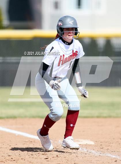 Thumbnail 3 in Canyon Ridge vs. Nampa photogallery.