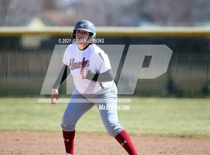 Thumbnail 2 in Canyon Ridge vs. Nampa photogallery.